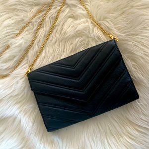 Vince Camino Black Chevron Puffy Clutch